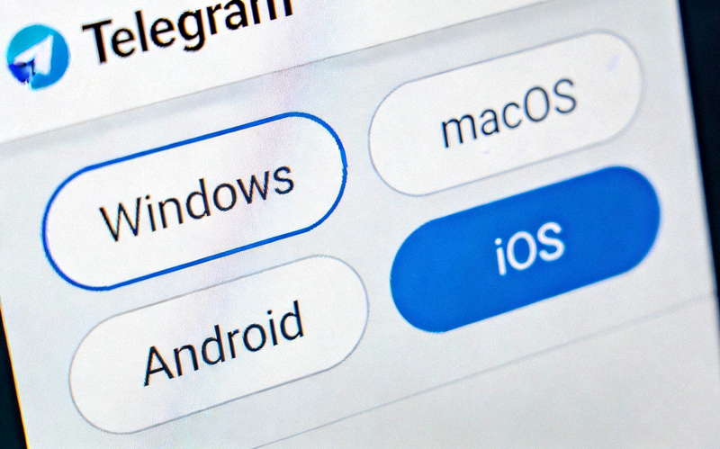 Telegram官网各平台下载按钮区域特写截图，标注Windows、macOS、Android、iOS